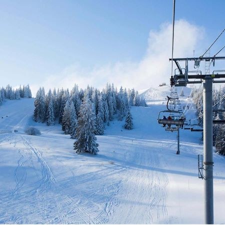 Appartement 4 Personnes Proche Lac Saint Point Montperreux Kültér fotó